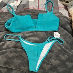 HAUTE swimwear keyes bikini set green